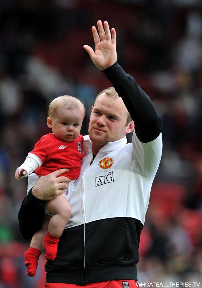 Photos: Wayne Rooney And Son Kai Rooney | Who Ate all the Pies