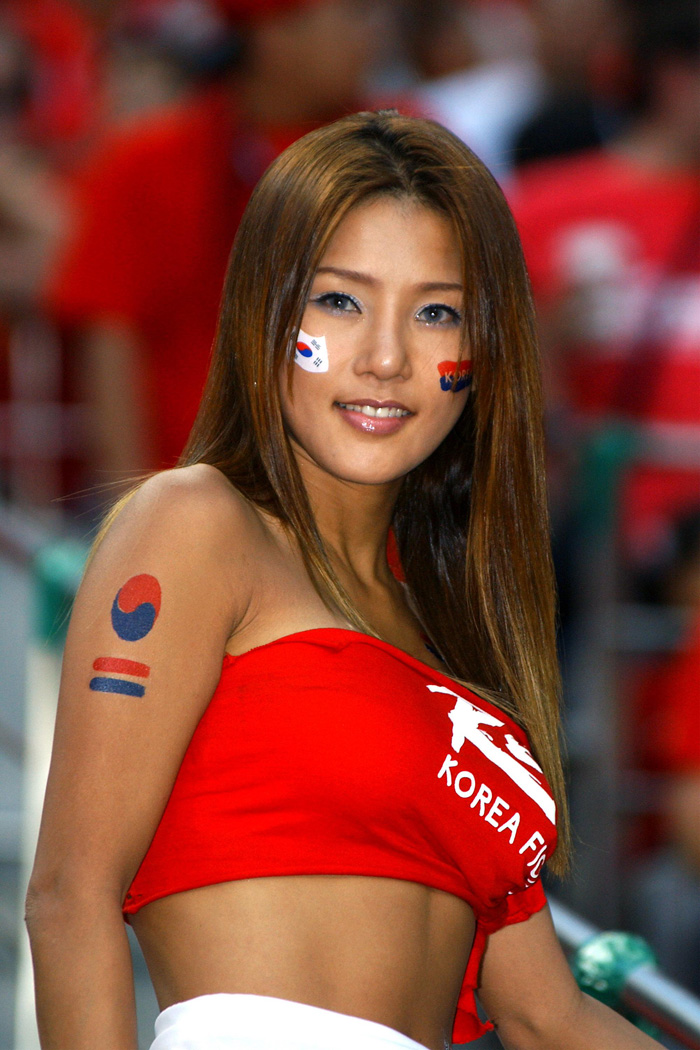 pa-photos_t_hot-female-world-cup-fans-ph