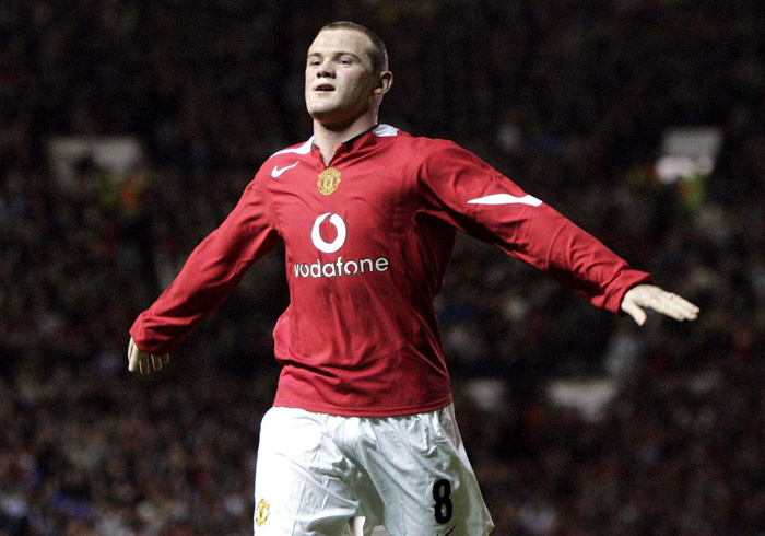 Retro Football Wayne Rooney Scores Champions League HatTrick On Man Utd