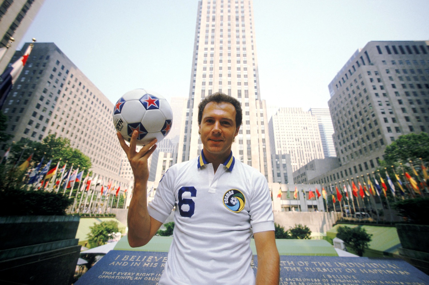  ... 15 Brilliant Photos Of The New York Cosmos, Starring Pele And Cruyff