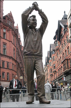 File:Brian Clough and Peter Taylor Statue Derby.jpg - Wikipedia