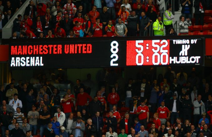 Soccer – Barclays Premier League – Manchester United v Arsenal – Old