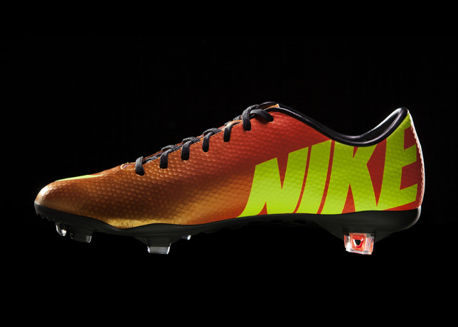 nike mercurial old boots