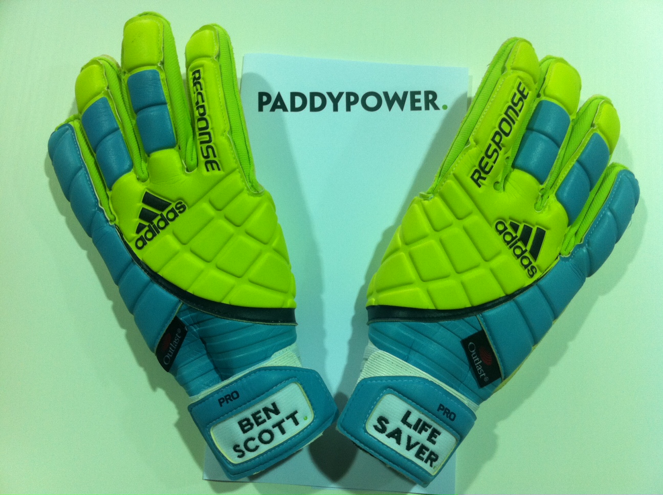 Goalkeeper gloves – Ben Scott » Who Ate all the Pies