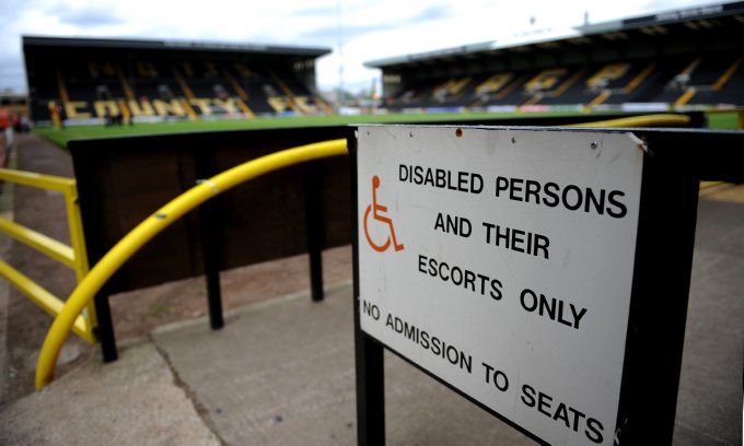 Soccer - npower Football League One - Notts County v Charlton Athletic - Meadow Lane