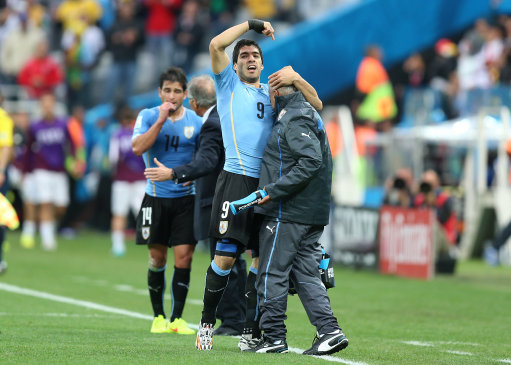Soccer - FIFA World Cup 2014 - Group D - Uruguay v England - Estadio Do Sao Paulo