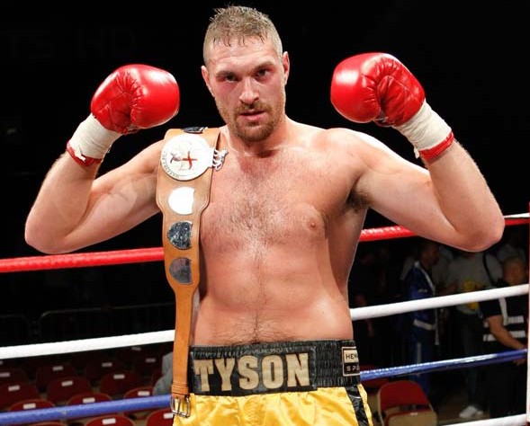 British Heavyweight Boxer Tyson Fury Accidentally Challenges England