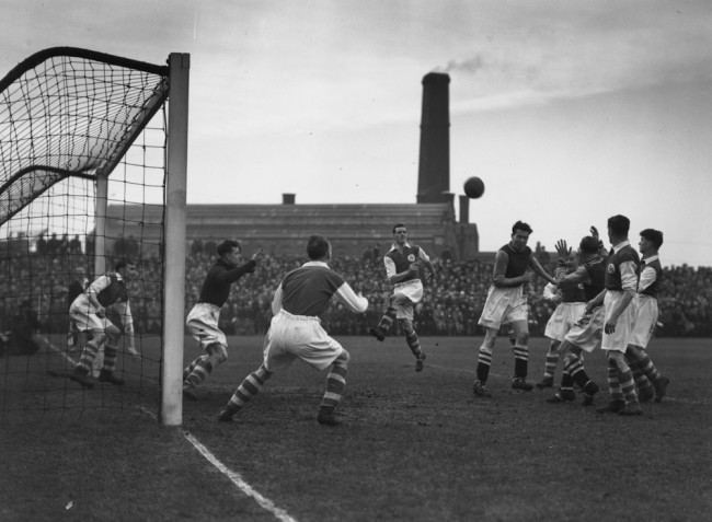 11th January 1939:  Villa's F O'Donnell heads over the Ipswich crossbar as Ipswich Town play Aston Villa at Portman Road in an FA Cup third round replay.  (Photo by Davis/Topical Press Agency/Getty Images)