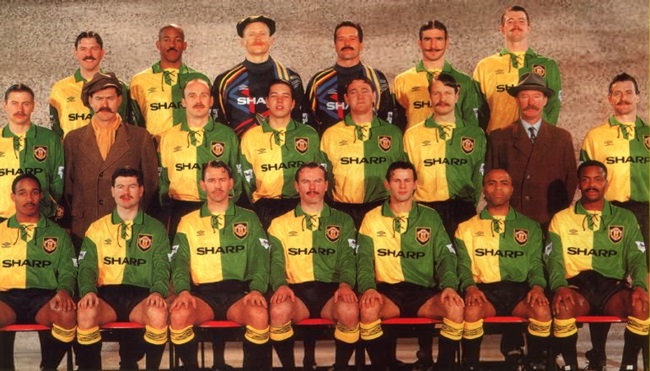 1992-94-man-utd-newton-kit