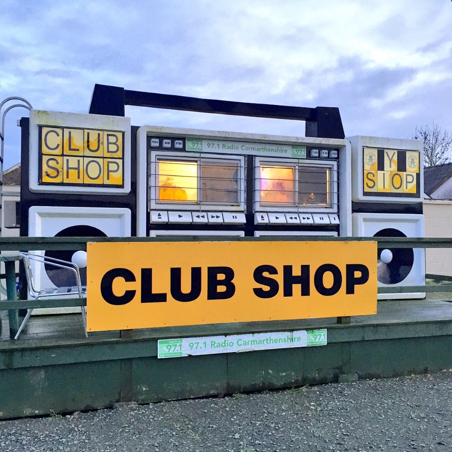 club-shop-boombox