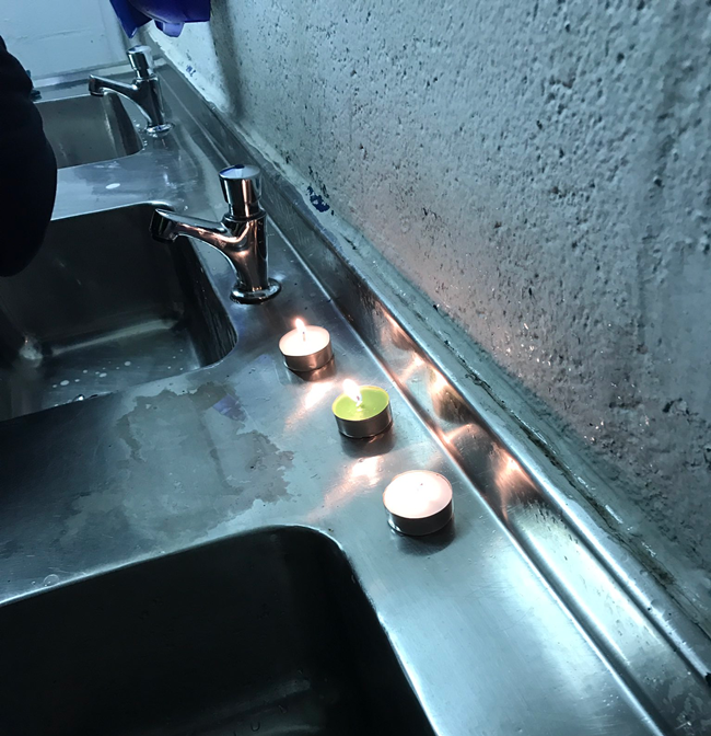 celtic-rangers-toilets-candles