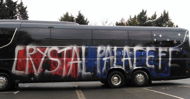 palace-bus
