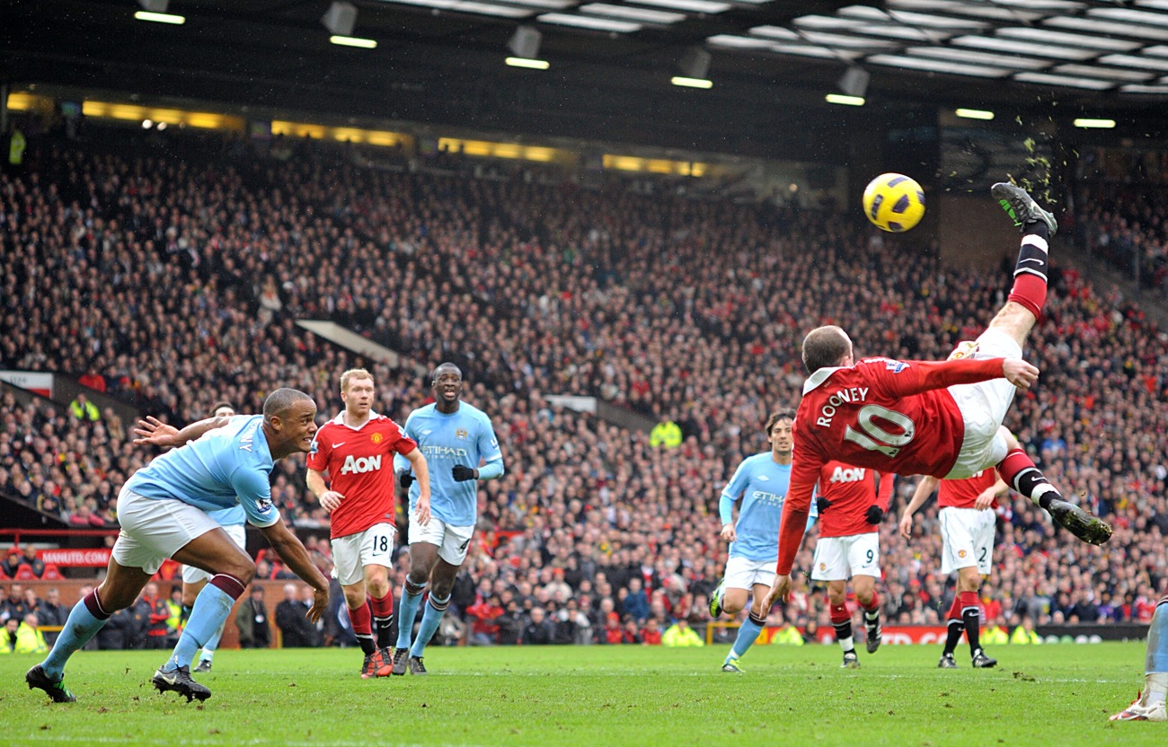 Wayne Rooney Scores Astounding Overhead Kick To Win Manchester Derby
