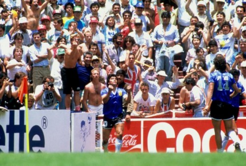 Soccer – World Cup Mexico 1986 – Quarter Final – Argentina v England