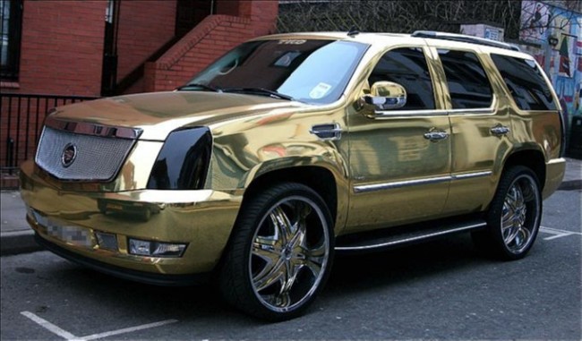 El-Hadji-Dioufs-Gold-Plated-Cadillac-Escalade-650x381.jpg