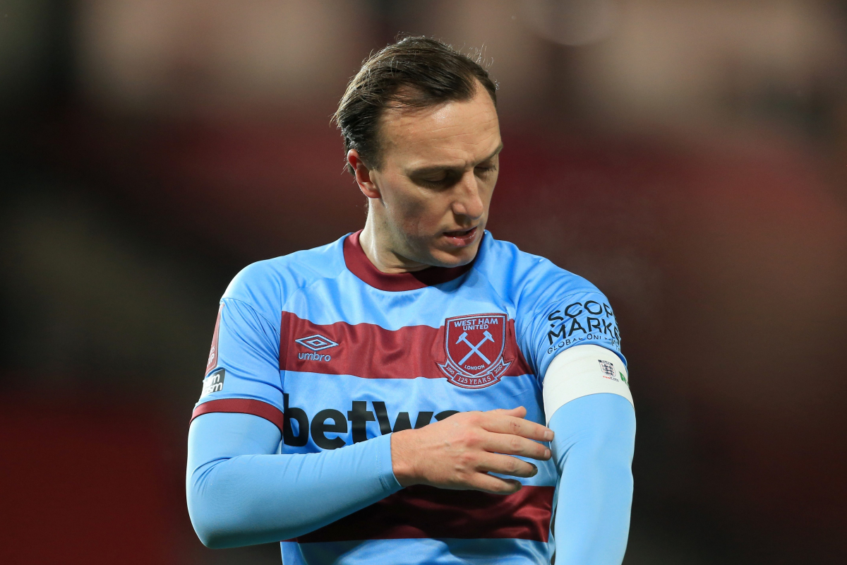 A football scandal: Mark Noble never played for England | Who Ate all